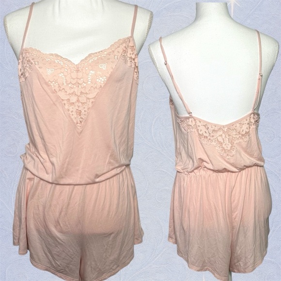 Victoria's Secret Other - Victoria’s Secret Pink Lace Romper Balletcore Soft Girl Aesthetic – Size Small